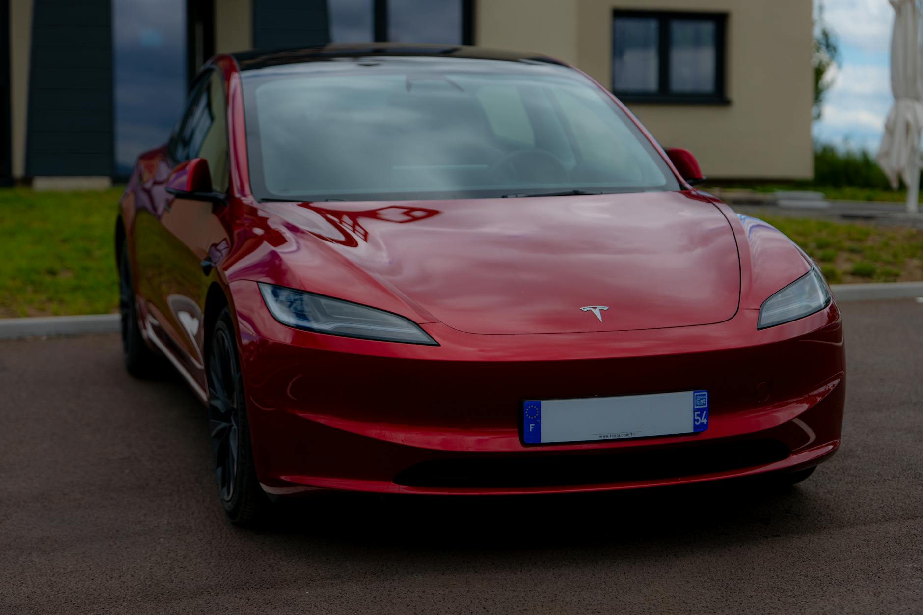 Tesla kann Umsatz, Gewinn und Margen steigern, aber Überproduktion läuft weiter