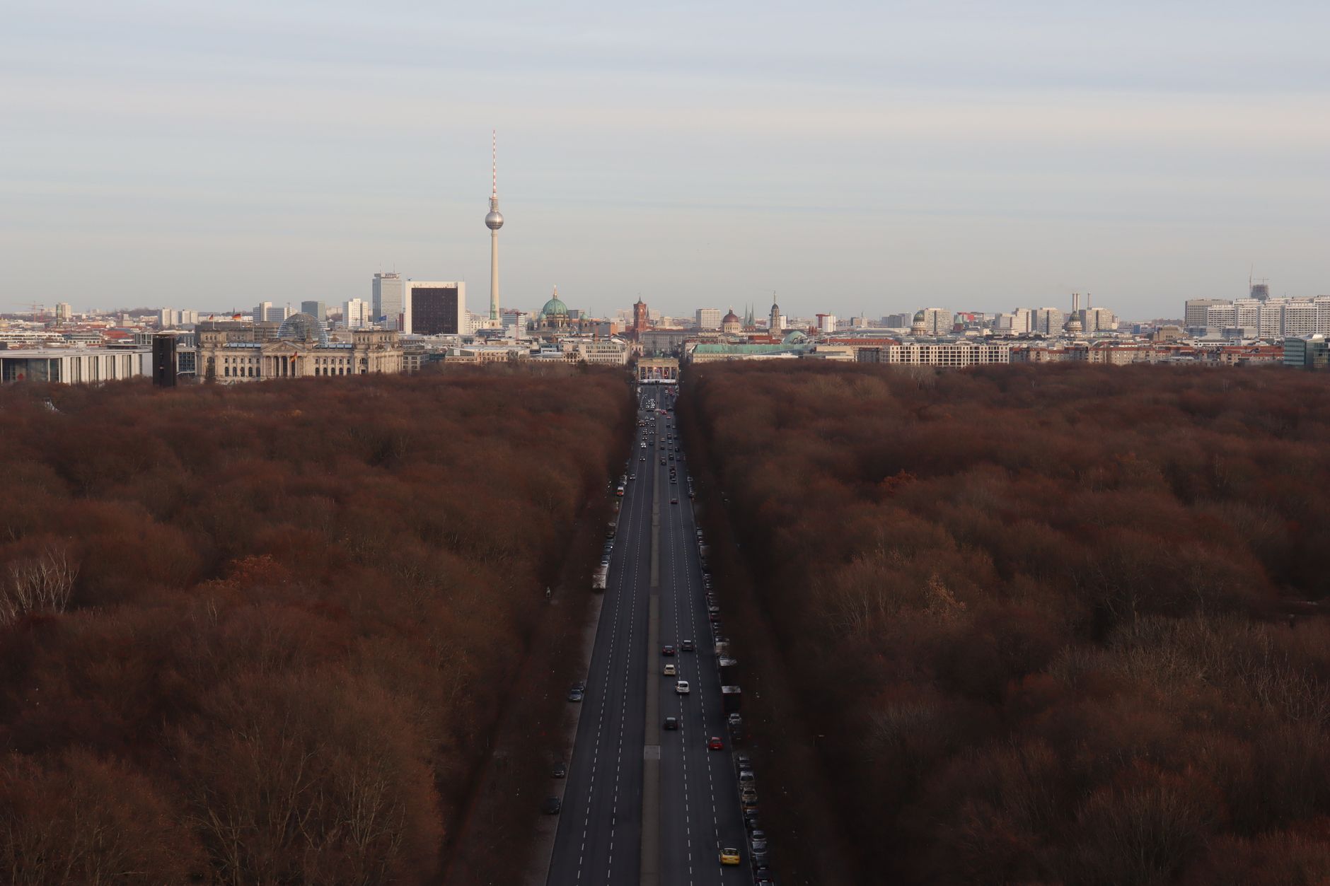 Medienbericht - Geheimes Waffendepot bei Berlin gefunden - Verfassungsschutz sieht Russland als Urheber