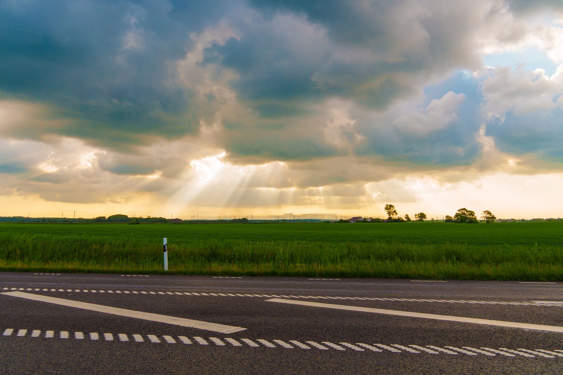 Wetter - Weiterhin wechselhaft mit Schauern und Gewittern