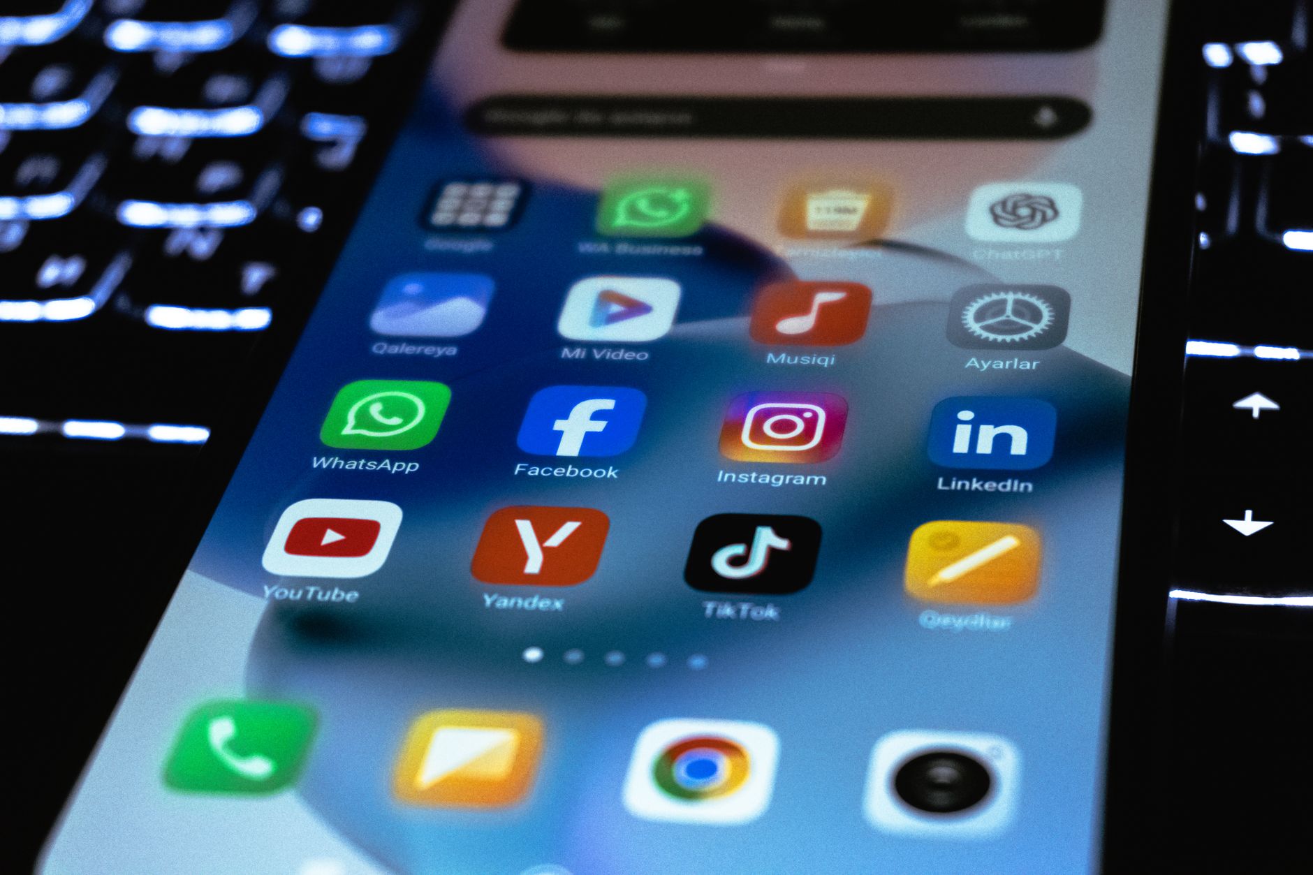 Social Media: Prien erwartet Konsequenzen aus Meta-Vergleich in den USA