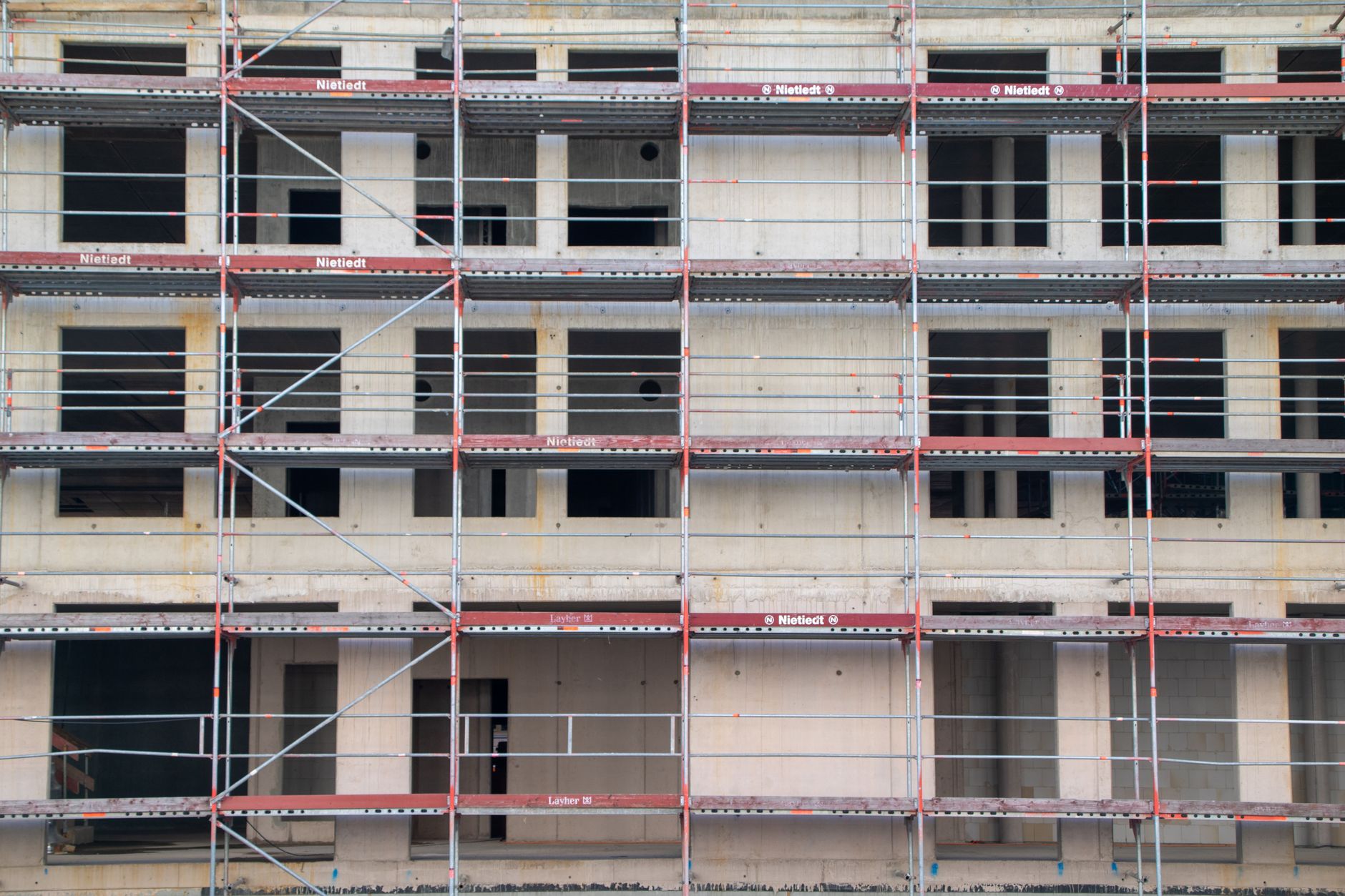 Fürth: Kabeldiebe auf Baustelle/Zeugen gesucht