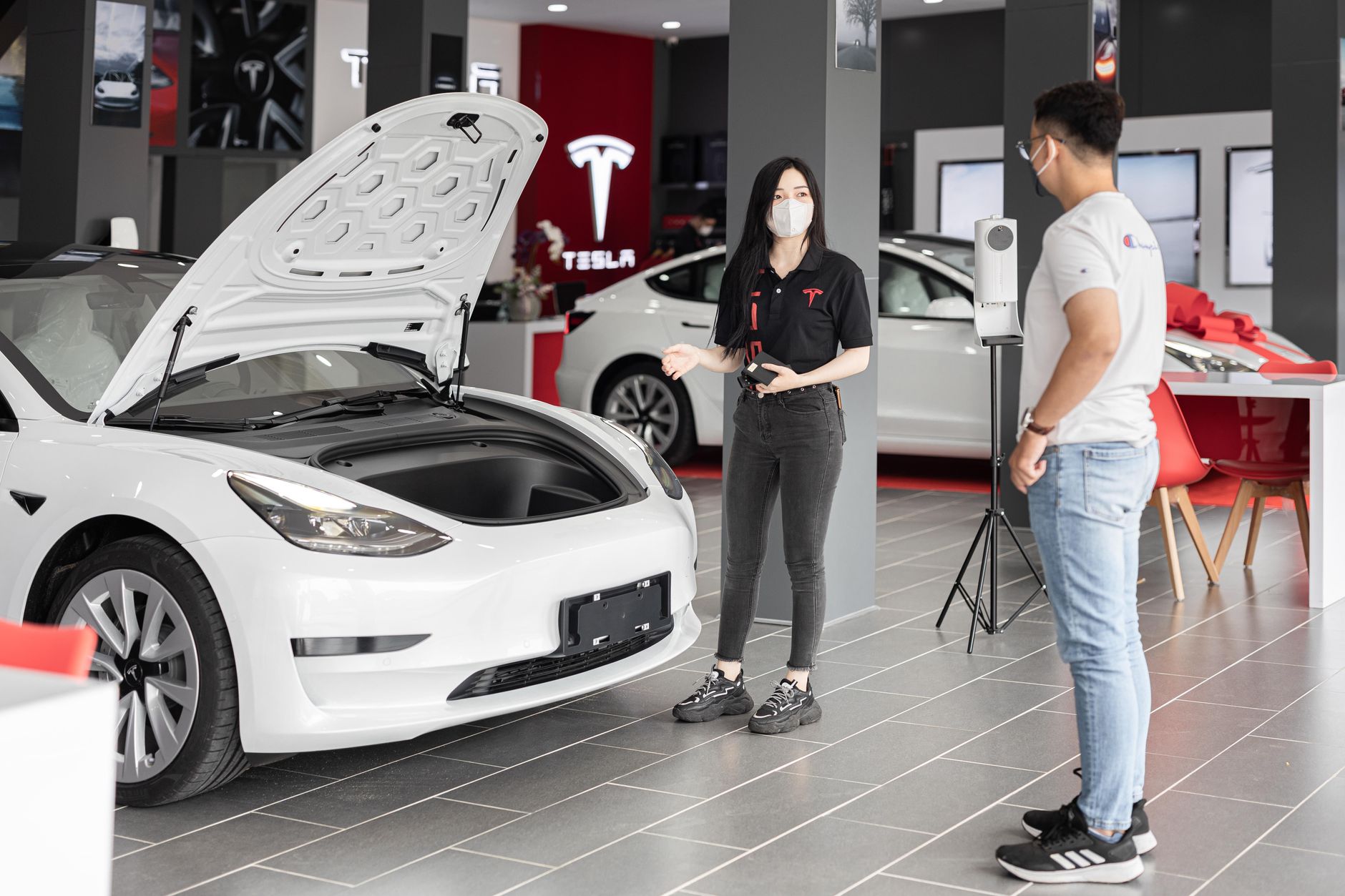 TAD statt FSD – Tesla benennt Fahrassistenten um